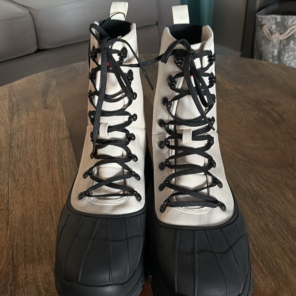 Women’s Hunter Explorer Desert Black and White Boots-size 10-New - Picture 6 of 8